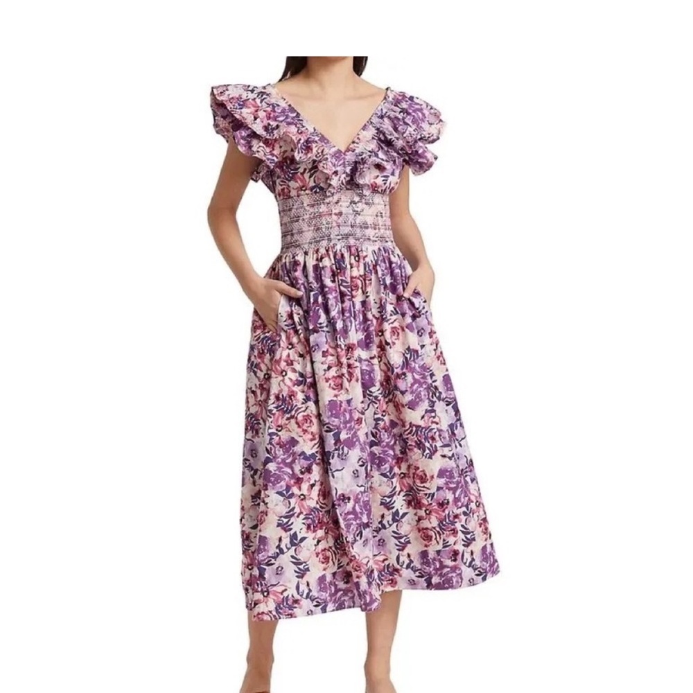 Something Navy
Natalie Smocked Floral MidiDress